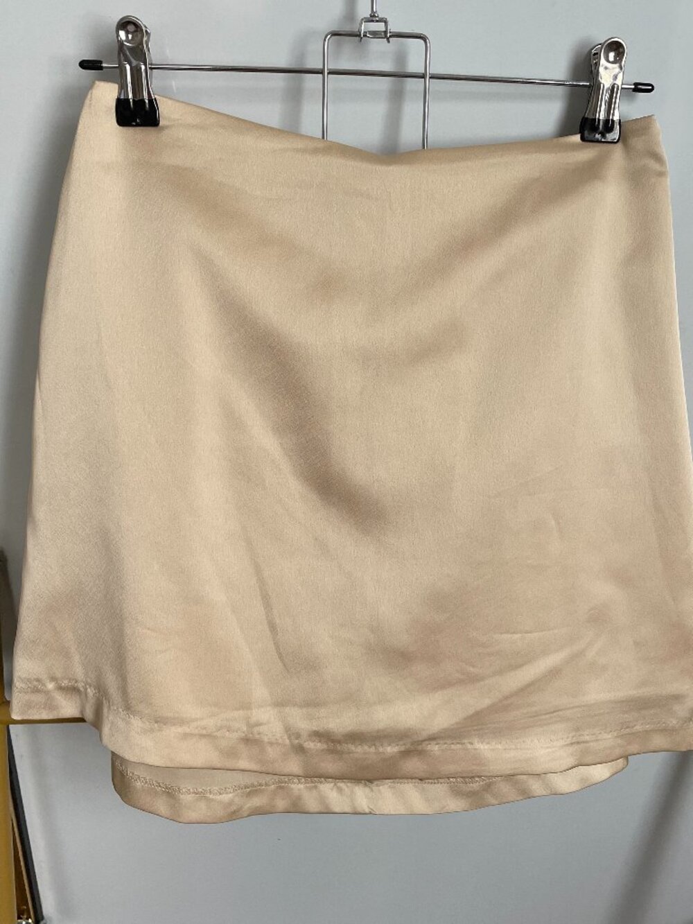 Abercrombie Slinky Satin Mini Skort